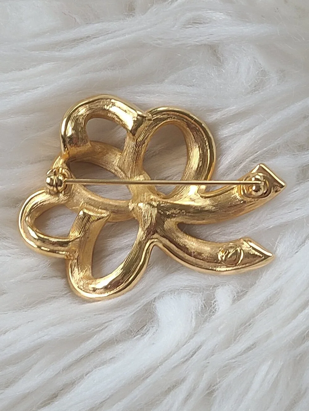 Swarovski Gold Bow Brooch with Clear Crystals- Excellent Vintage Condition